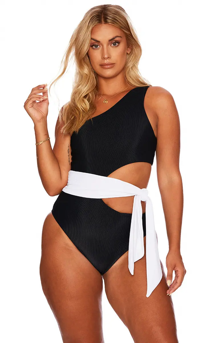 Carlie One Piece Black & White