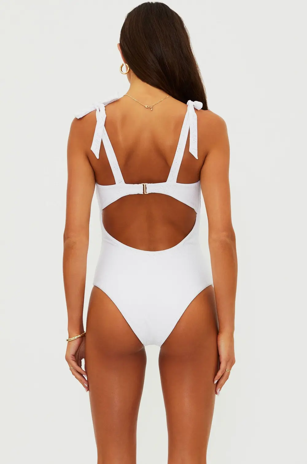 Priya One Piece White