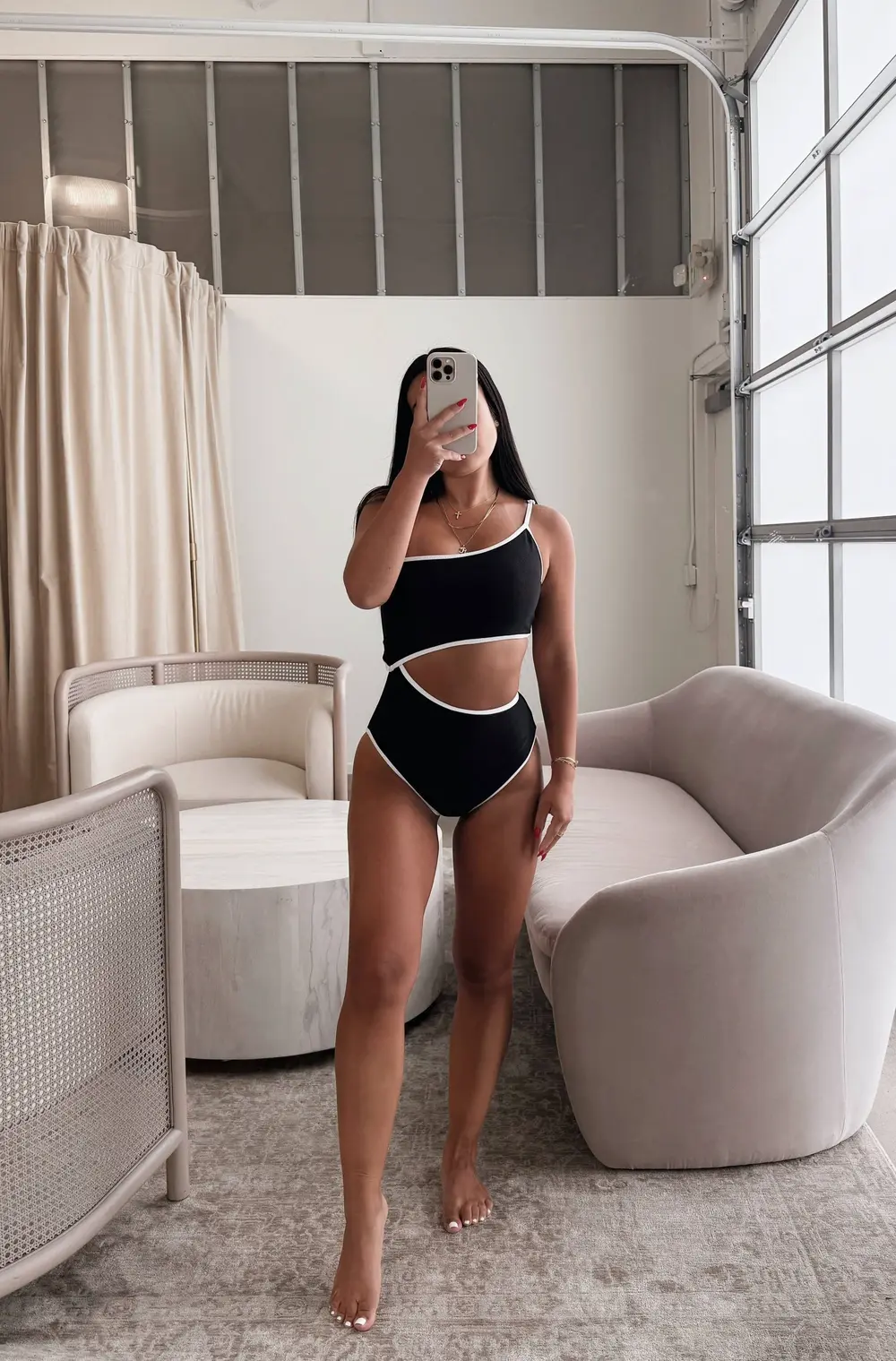 Liora One Piece Black & White