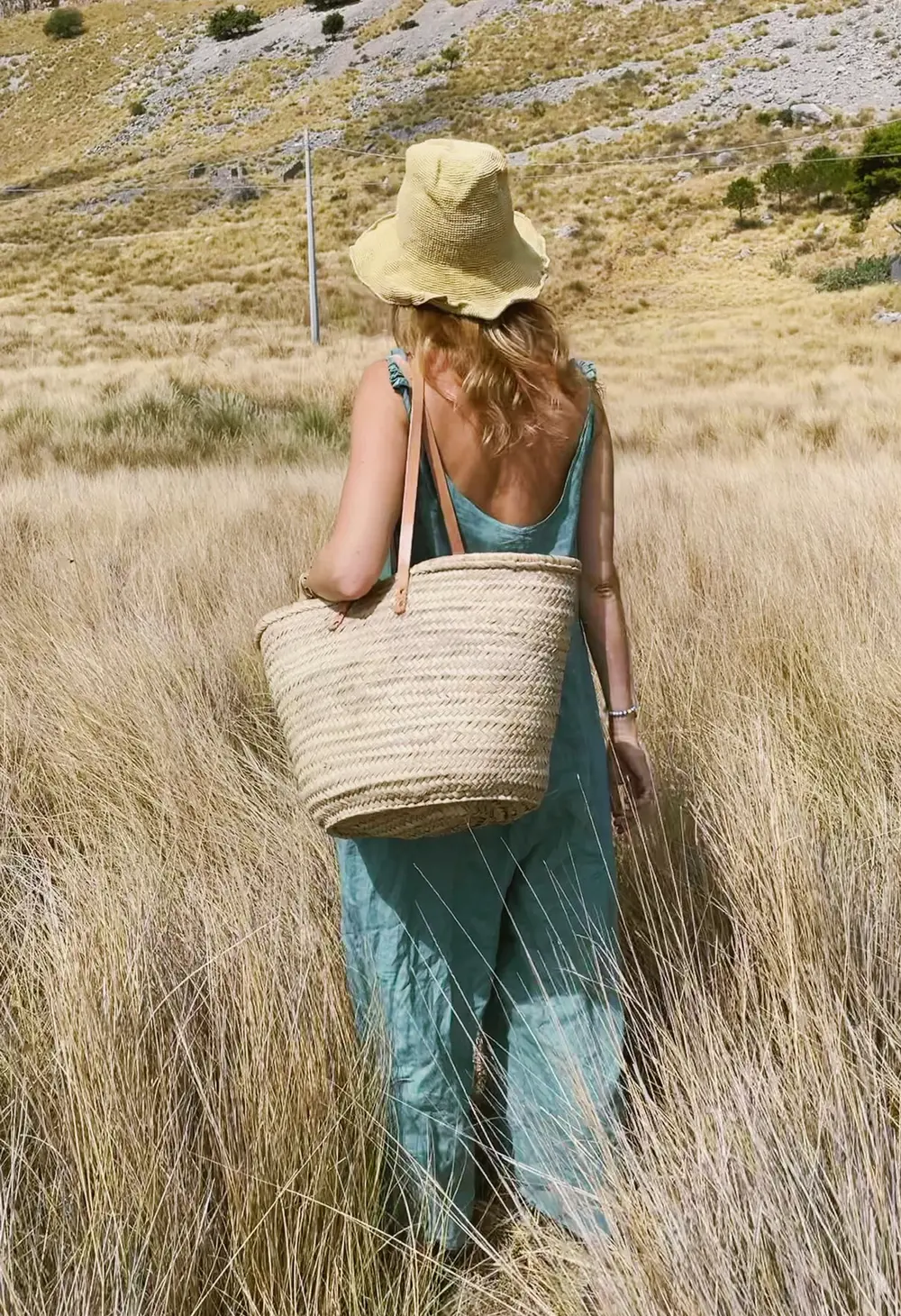 The Linen Jumpsuit // Lagoon