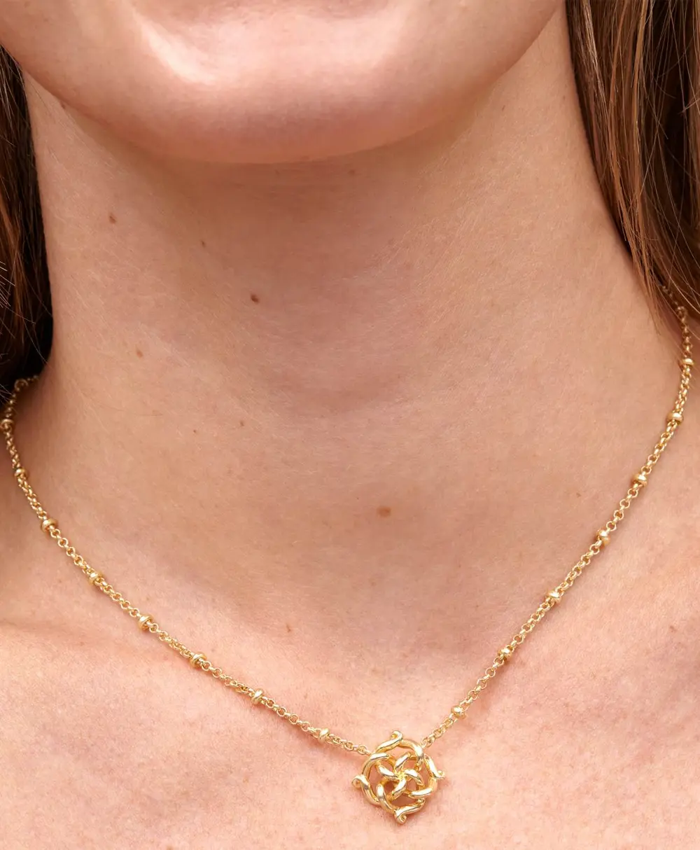Kelly Short Pendant Necklace