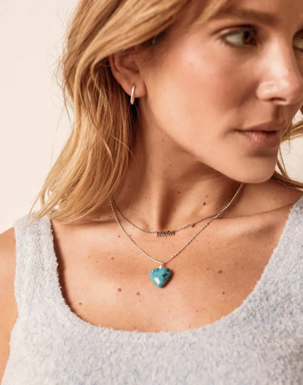 Mom Pendant Necklace