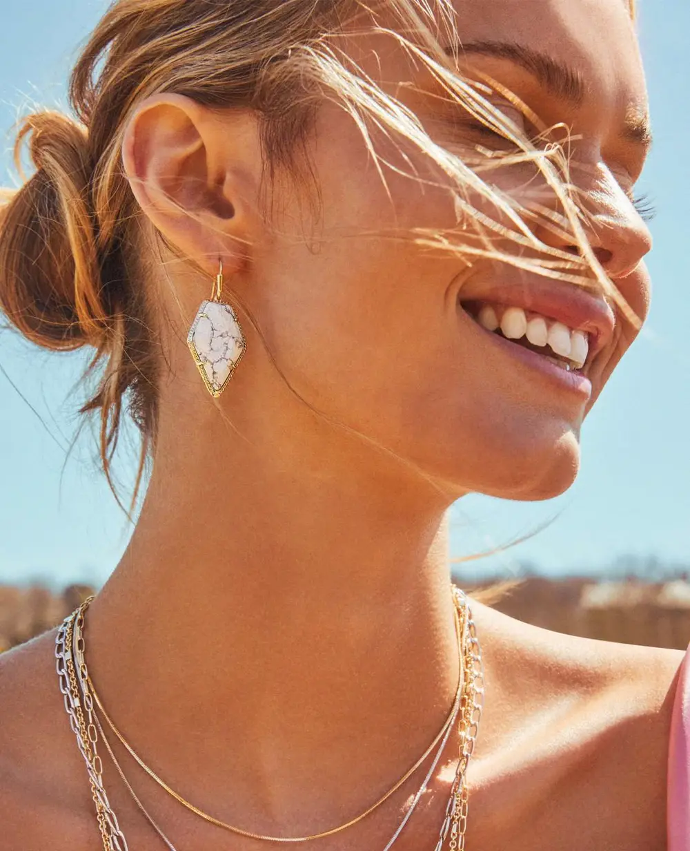 Aliza Chain Necklace