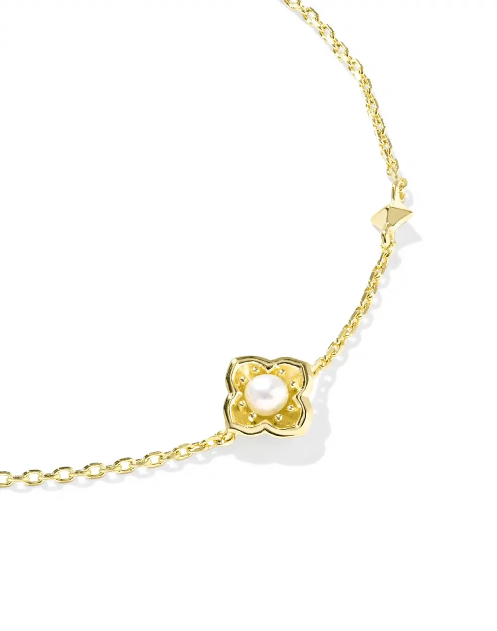 Dira Pearl Delicate Chain Bracelet