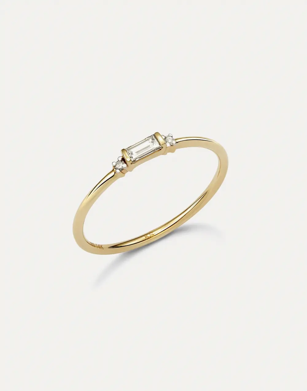 Maria Band Ring in White Diamond