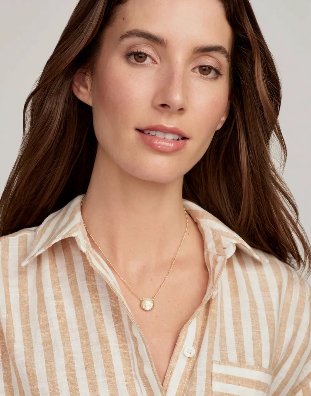 Sand Dollar Short Pendant Necklace