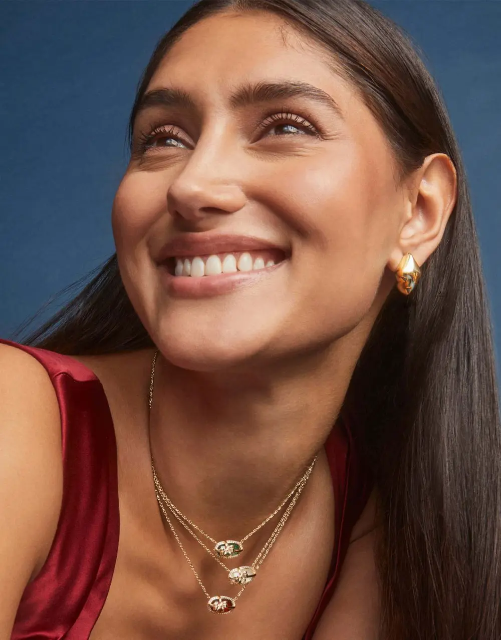 Elisa Bow Short Pendant Necklace