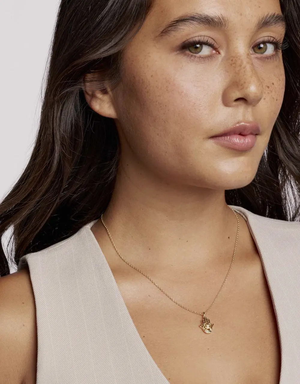 Hamsa Short Pendant Necklace