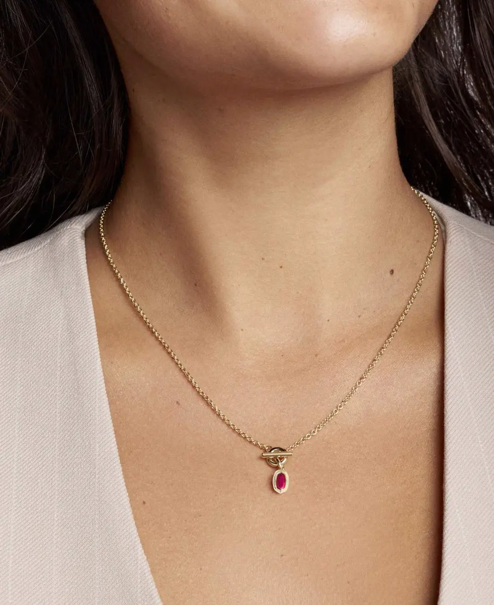 Mini Elisa Toggle Short Pendant Necklace