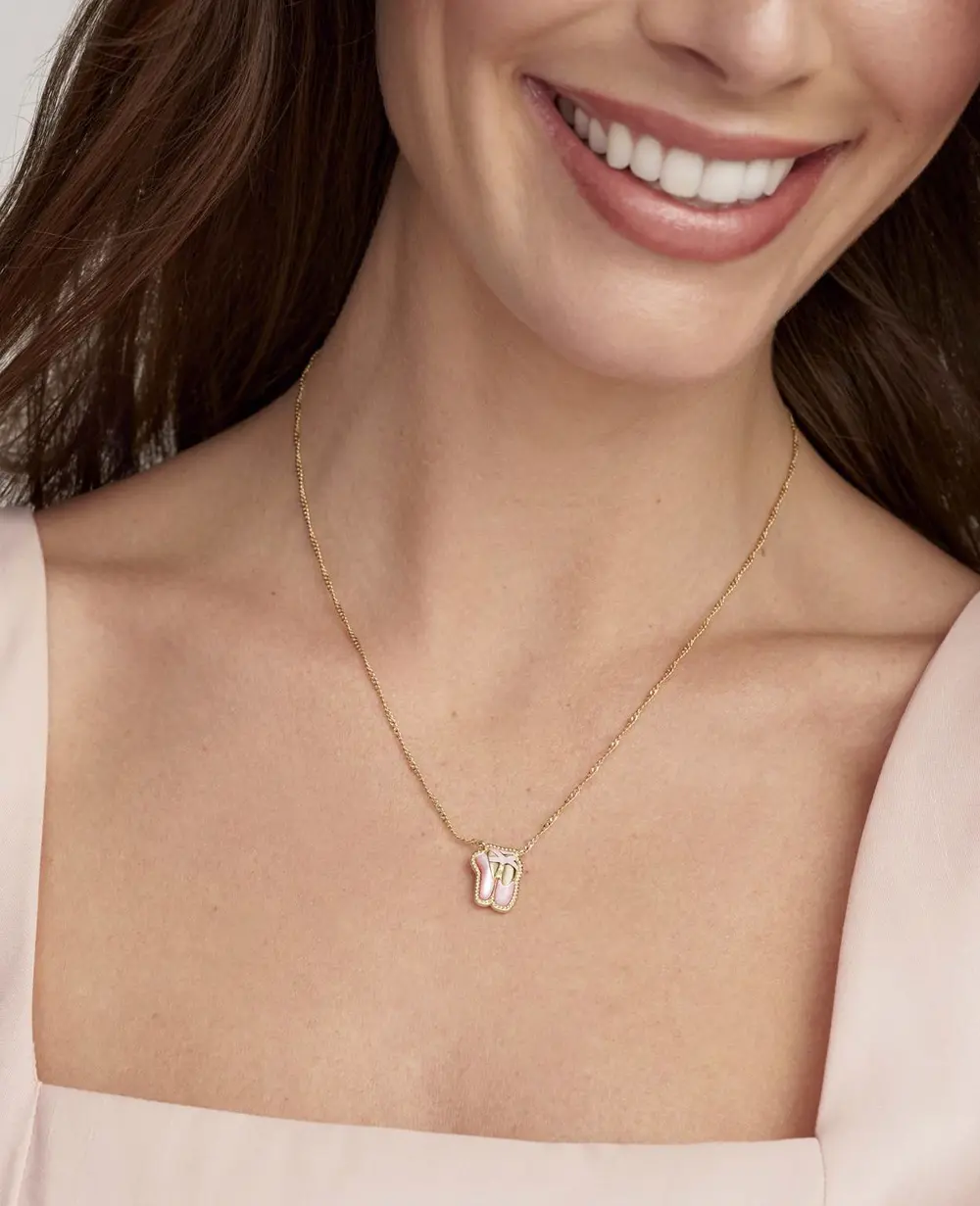 Ballet Short Pendant Necklace