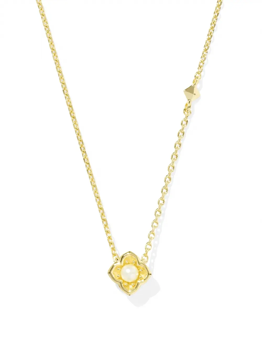 Dira Pearl Pendant Necklace