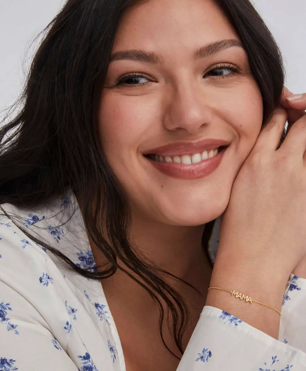 Mama Sparkle Delicate Chain Bracelet