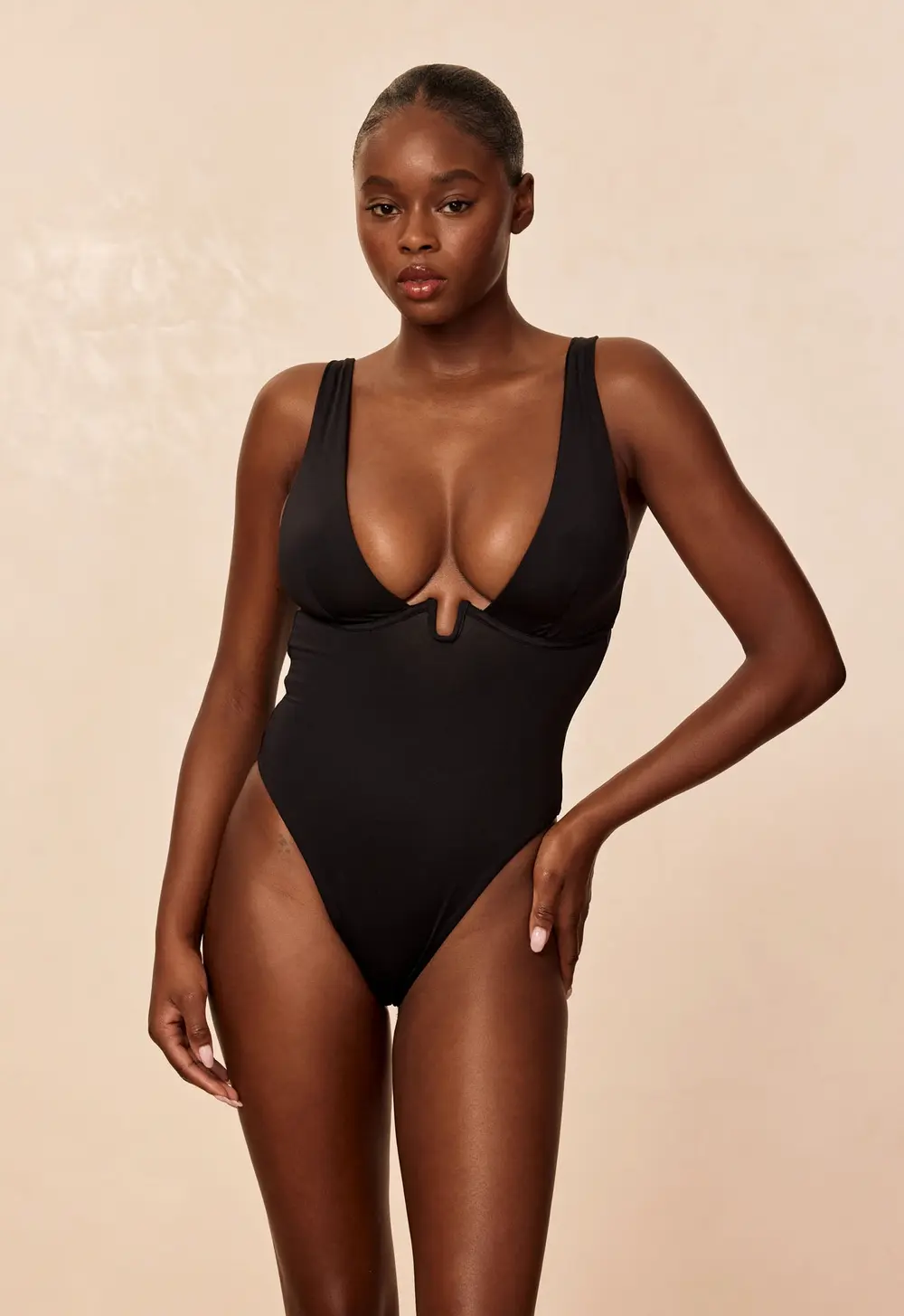 Milos One Piece - Black