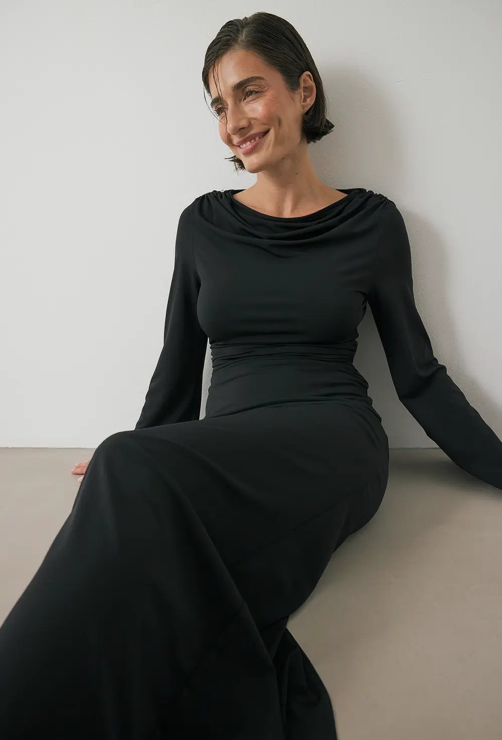 Wide Sleeve Open Back Maxi Dress Black