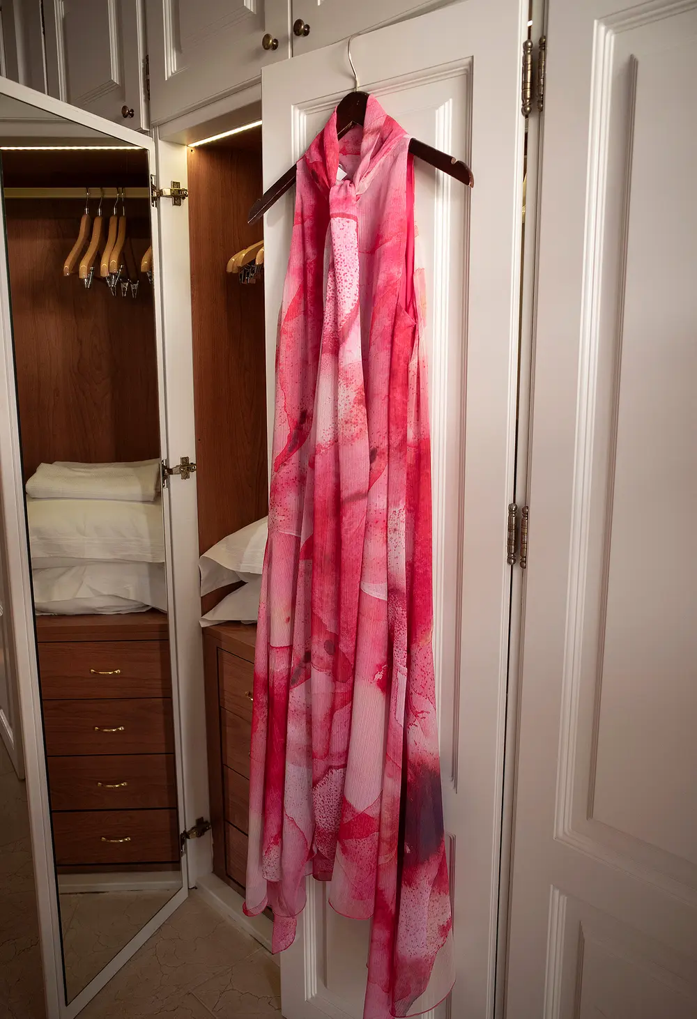 Chiffon Scarf Detail Midi Dress Pink