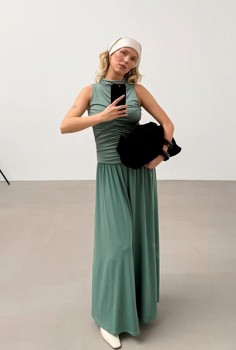 Sleeveless Rouched Midi Dress Green