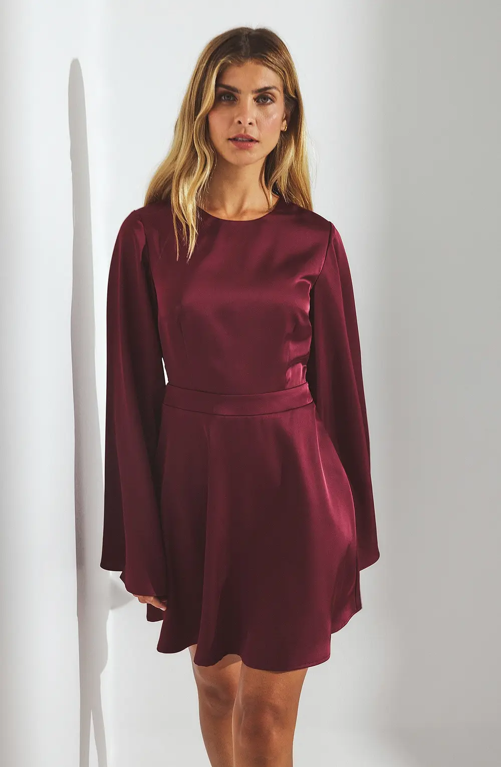 Open Back Mini Dress Burgundy