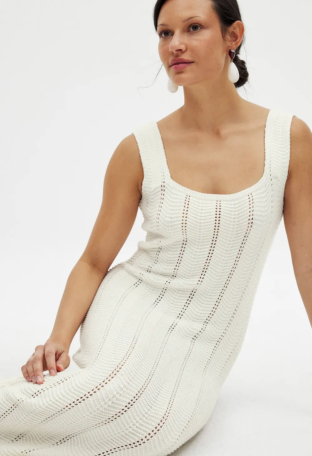 Knitted Flowy Midi Dress Offwhite