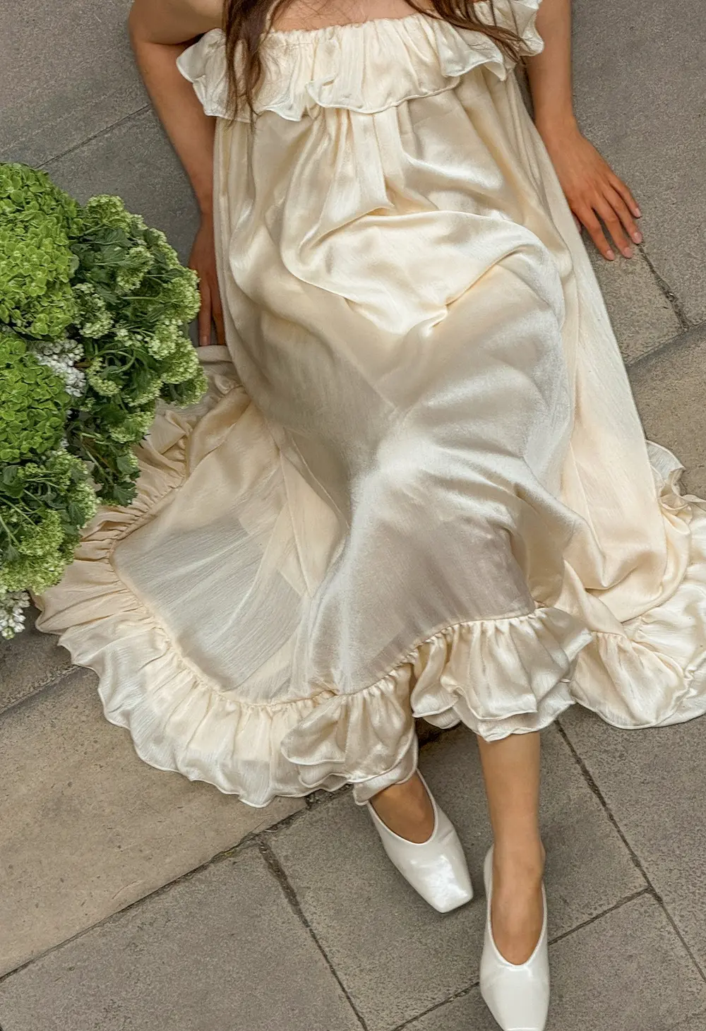 Ruffle Volume Maxi Dress Offwhite
