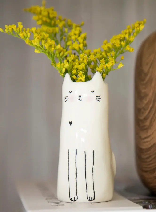 Cutest Little Bud Vase - Cat