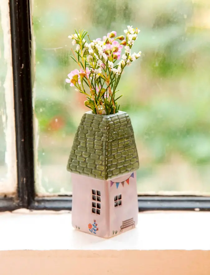 Cottage Bud Vase - Grateful