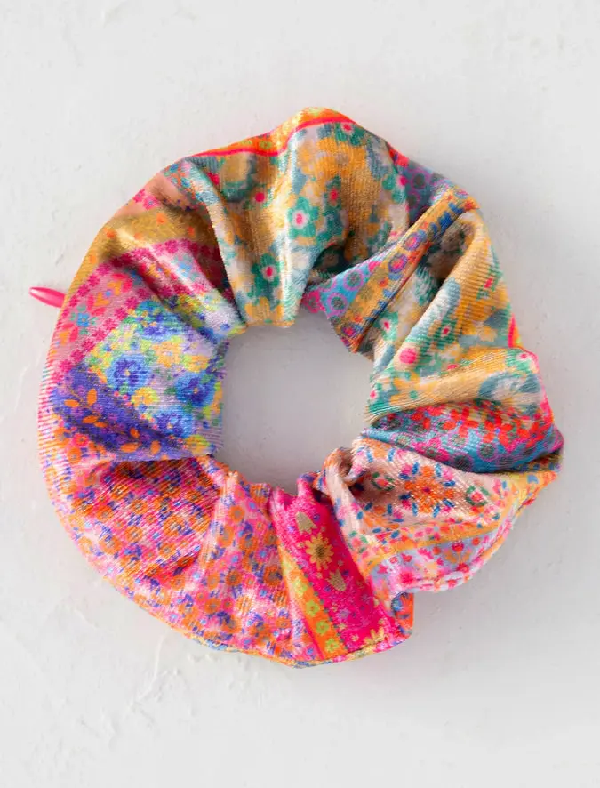 Hideaway Scrunchie - Folk Flower Patchwork