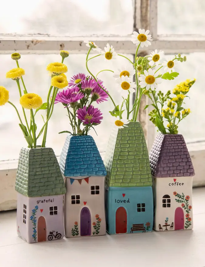 Cottage Bud Vase - Grateful