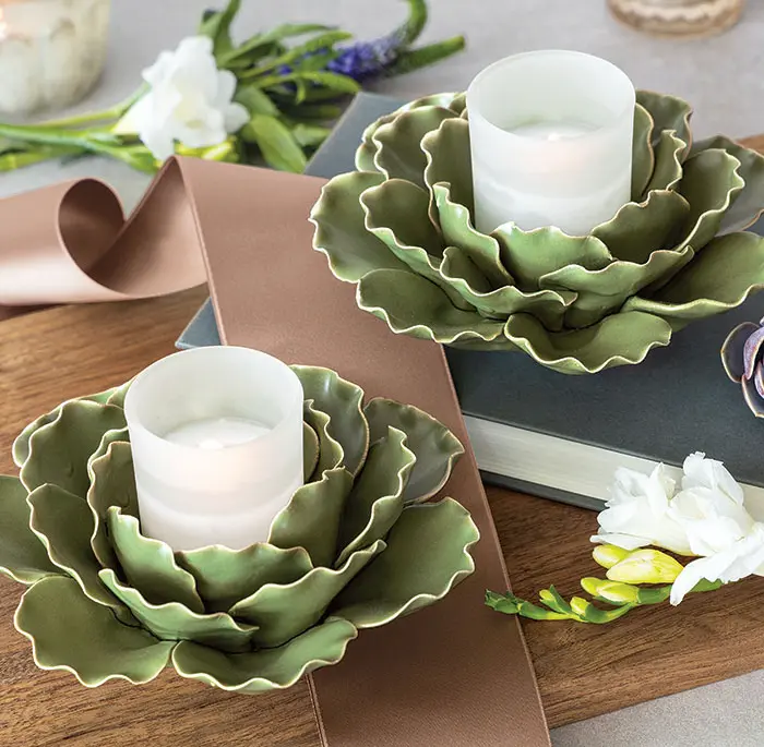 Nestling Leaf Votive Holders