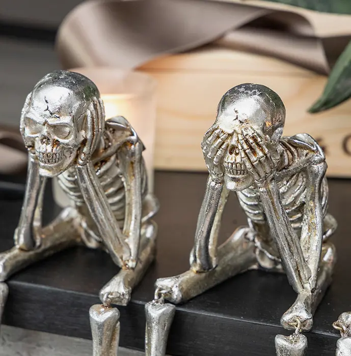 Three Wise Skeletons