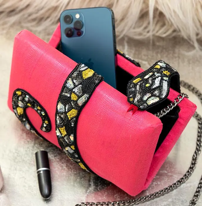 Magenta Serpentine Clutch