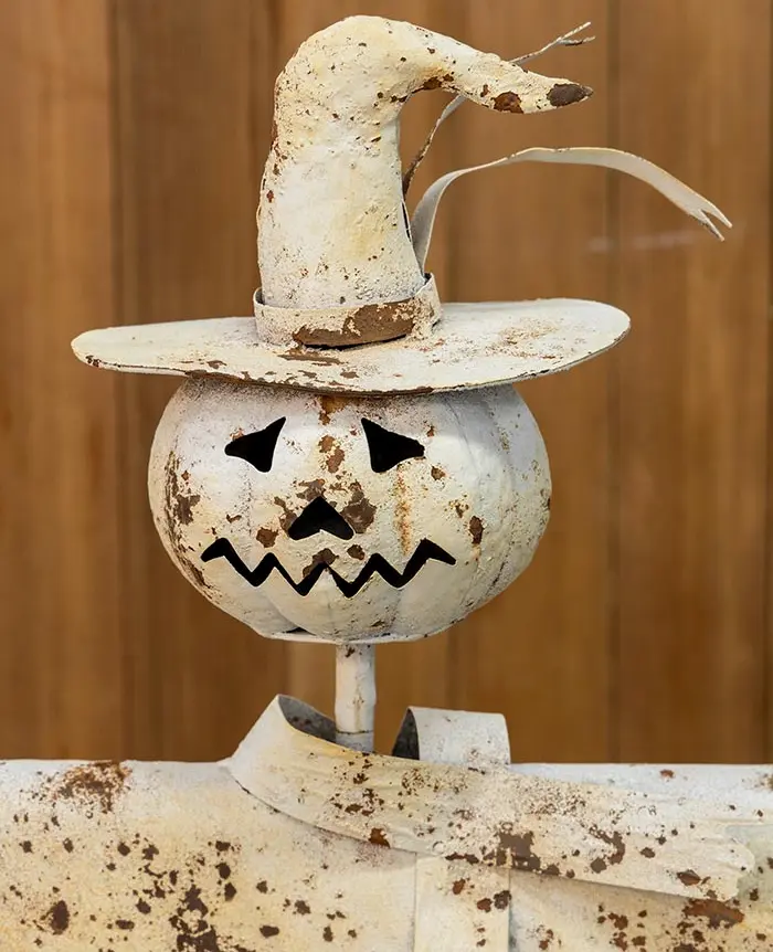 Spectral Metal Scarecrow