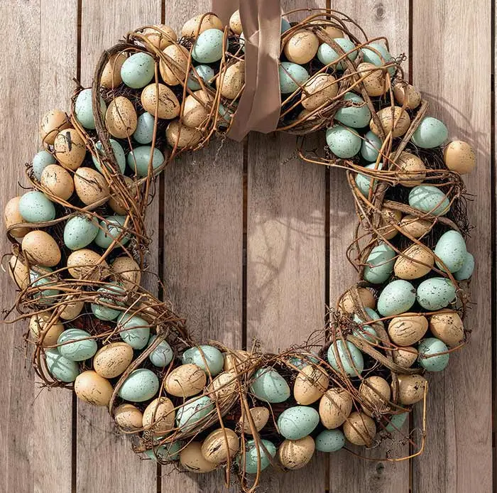 Speckled Egg & Vine Wreath