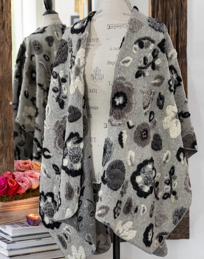 Hearts & Flora Wool Wrap