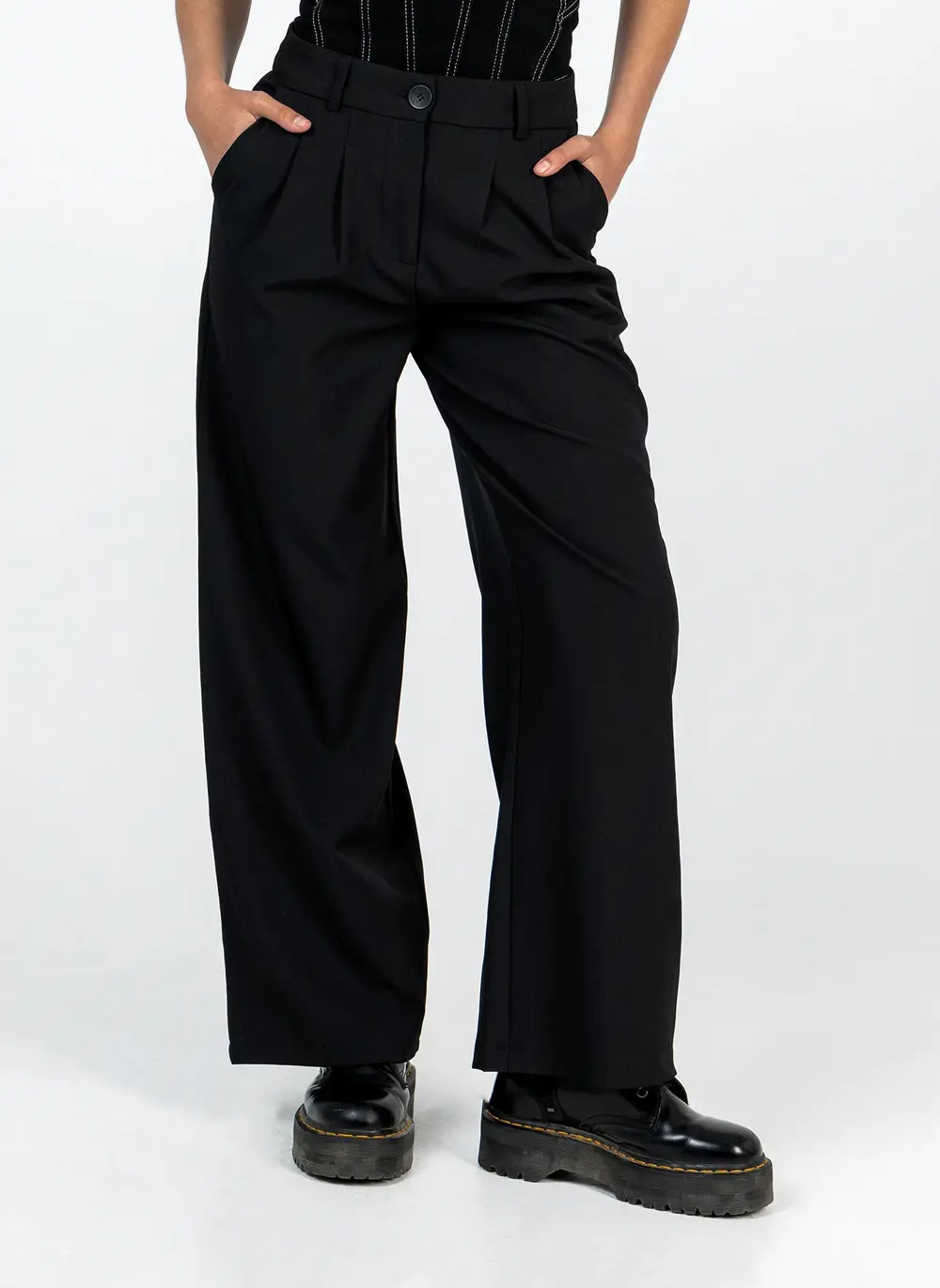 Archer Pants Black Petite