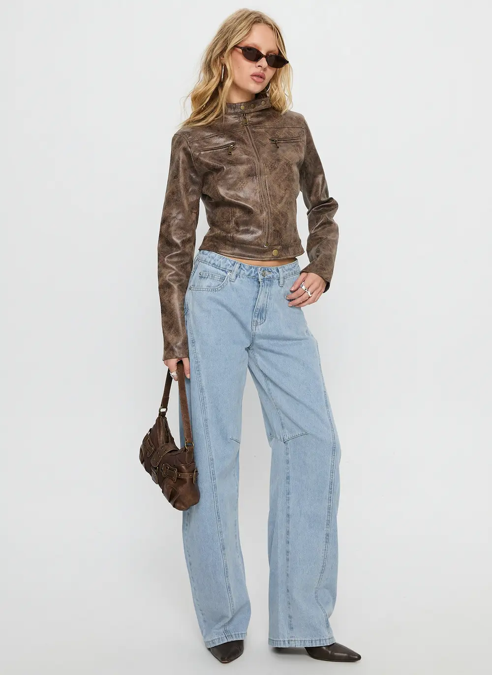 Lost Track Mid Rise Barrel Leg Jeans Ice Wash