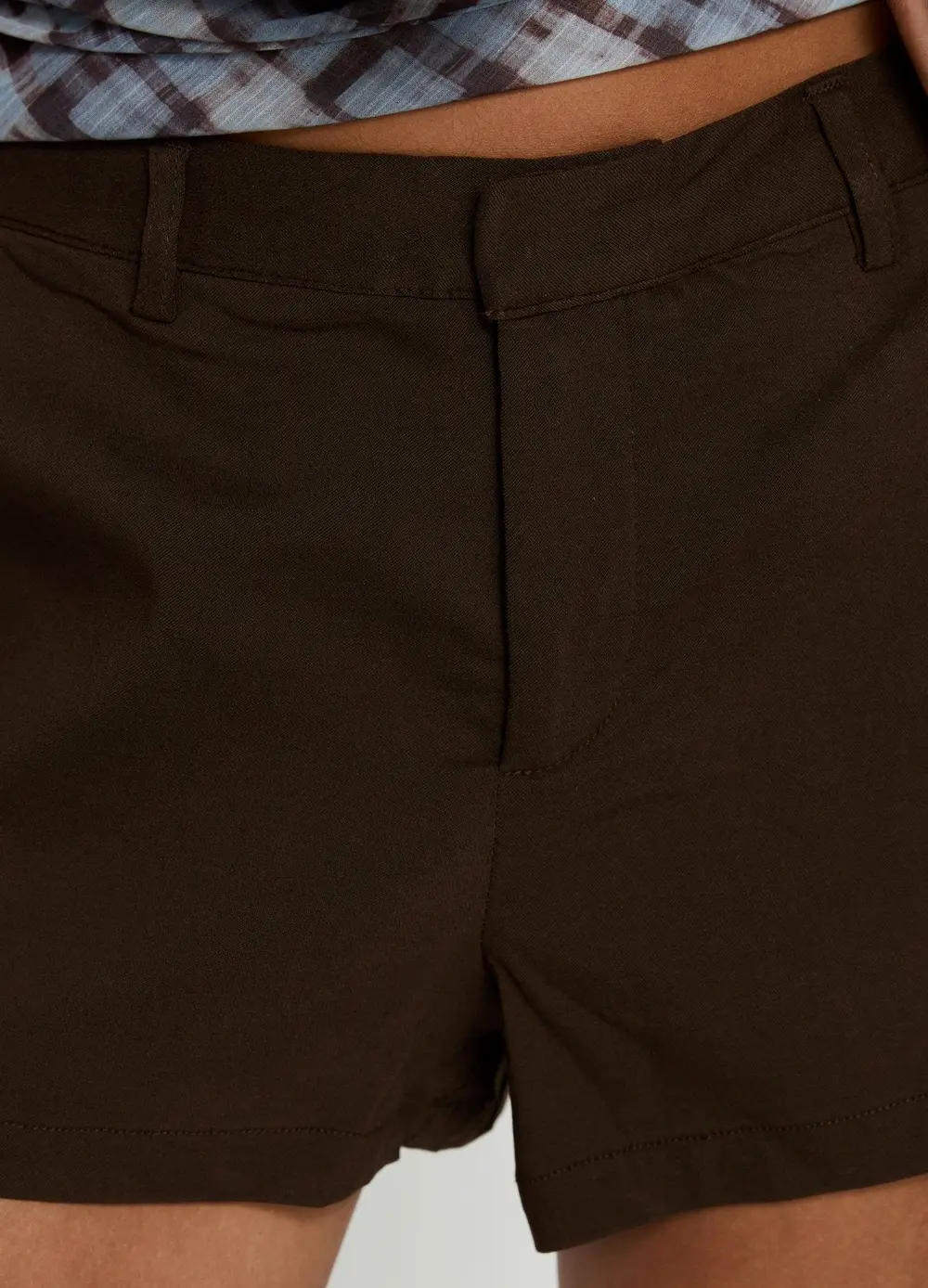 Amzie Tailored Mini Shorts Brown