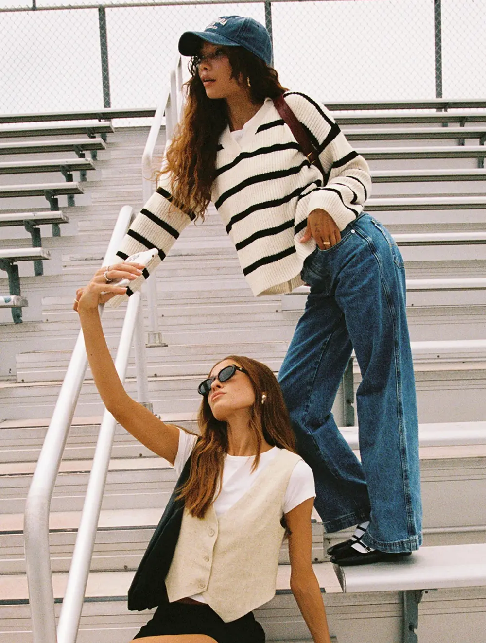 Jankins Low Rise Straight Leg Jeans Mid Wash