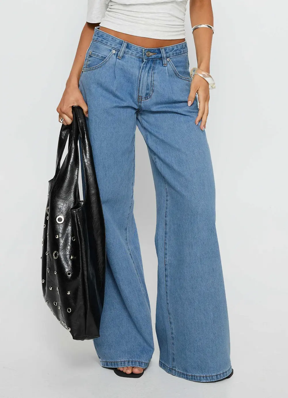 Supercut Low Rise Baggy Pleat Jeans Light Blue Wash