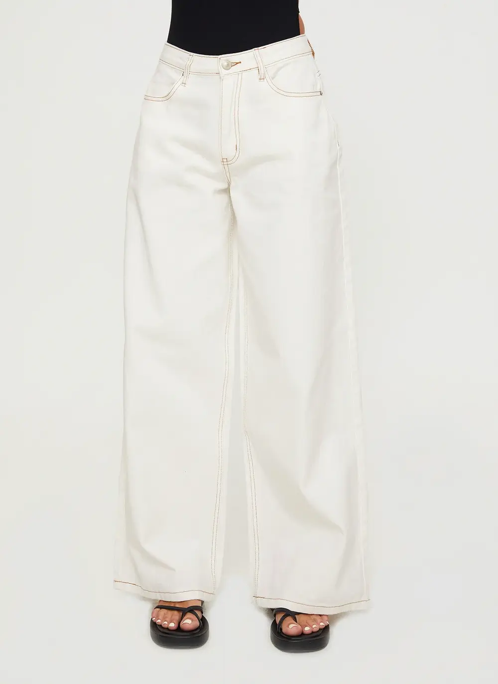 Naylor Mid Rise Wide Leg Jeans Cream Petite