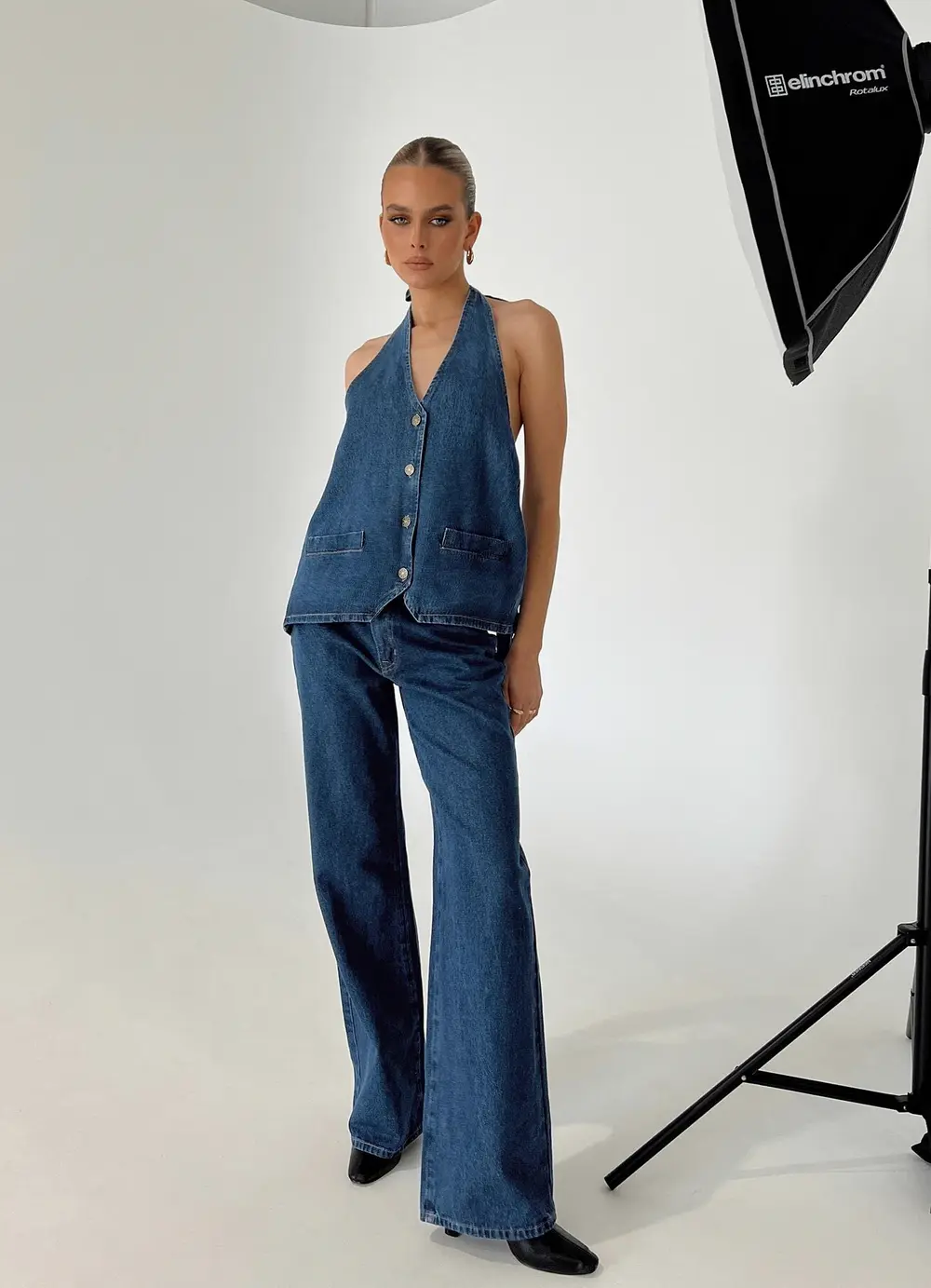 Top Model Low Rise Straight Leg Jeans Dark Denim