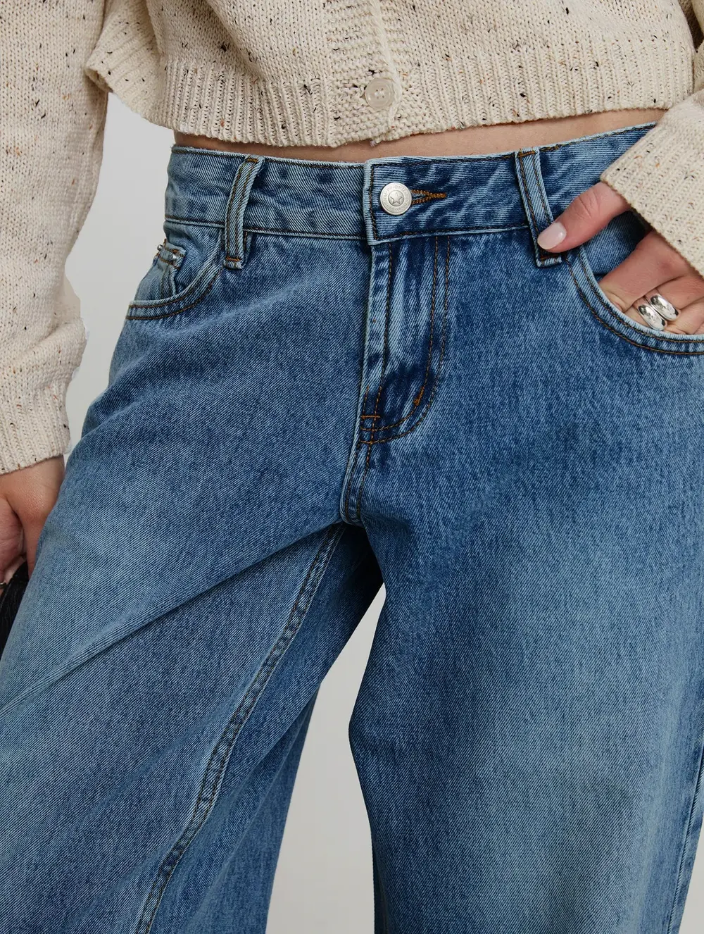 Sabryna Low Rise Straight Leg Jeans Blue