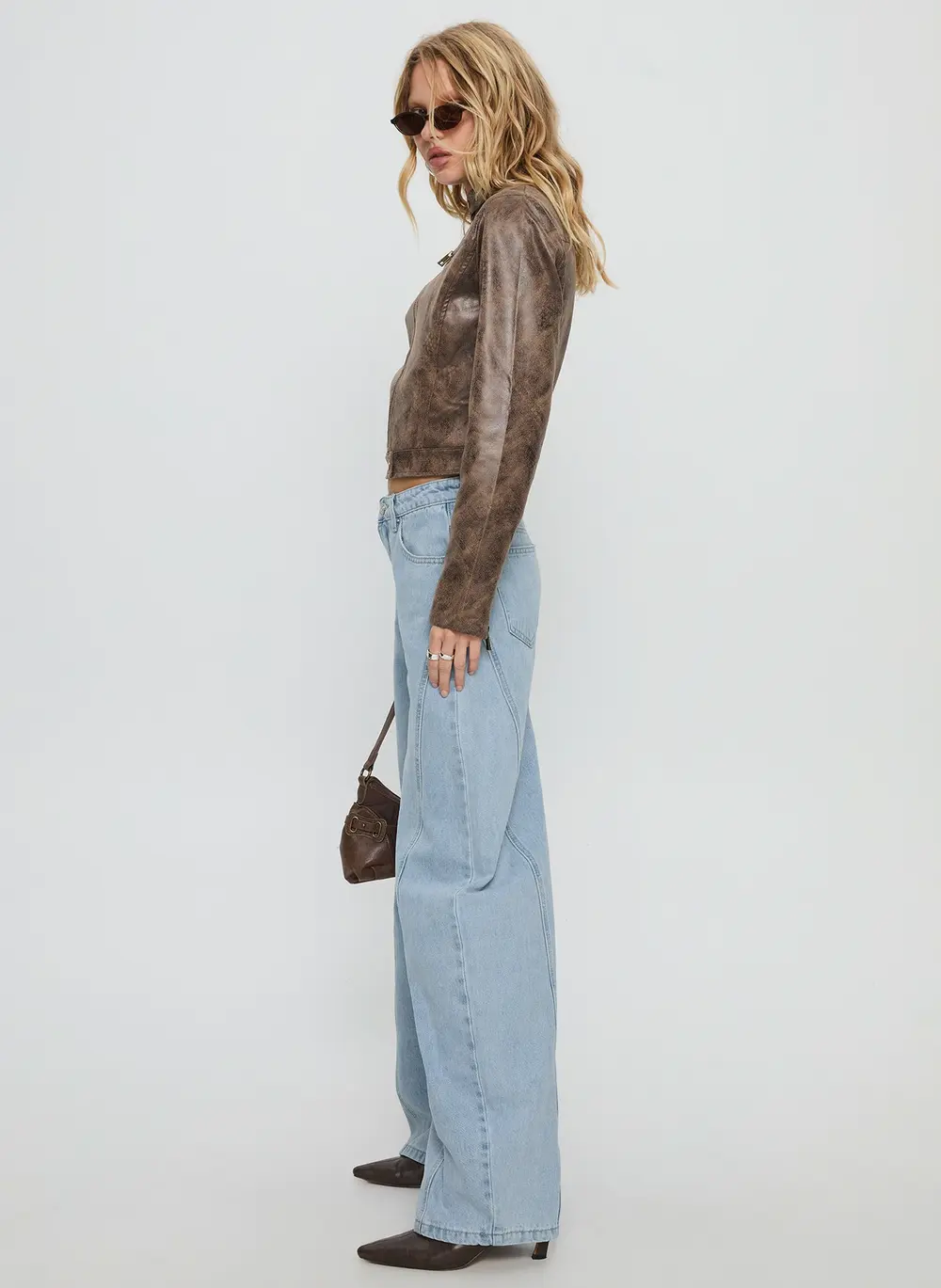 Lost Track Mid Rise Barrel Leg Jeans Ice Wash