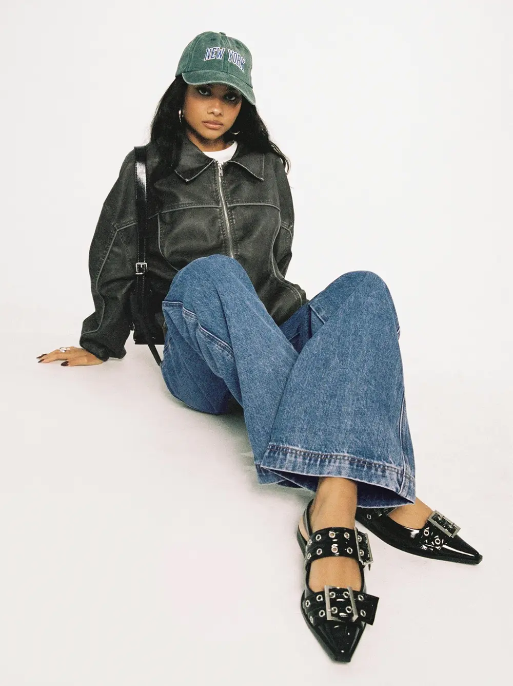 Jankins Low Rise Straight Leg Jeans Mid Wash