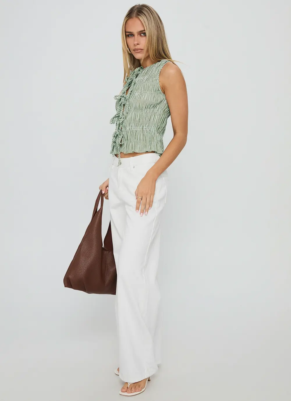 Serenitia Mid Rise Straight Leg Relaxed Jeans White Wash