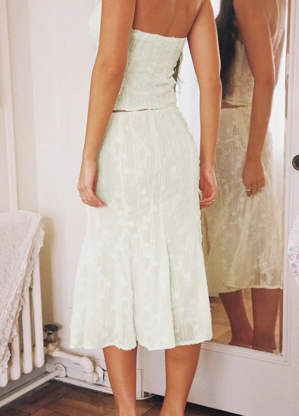 Aspyn Embroidered Midi Skirt Yellow