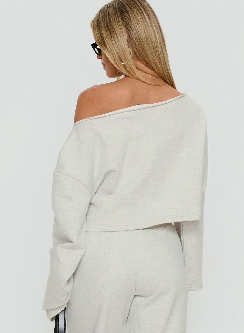 Retreat Raw Edge Off Shoulder Jumper Snow Marle
