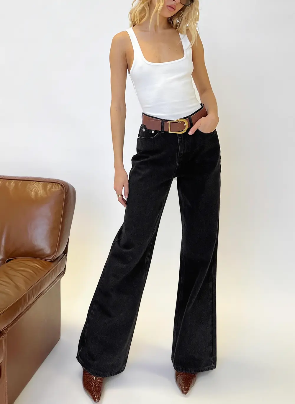 Maple Mid Rise Flare Washed Black