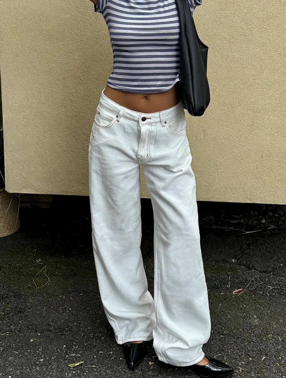 Top Model Low Rise Straight Leg Jeans Porcelain