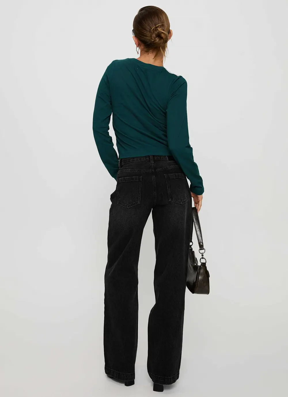 Anelli Low Rise Straight Leg Jeans Washed Black