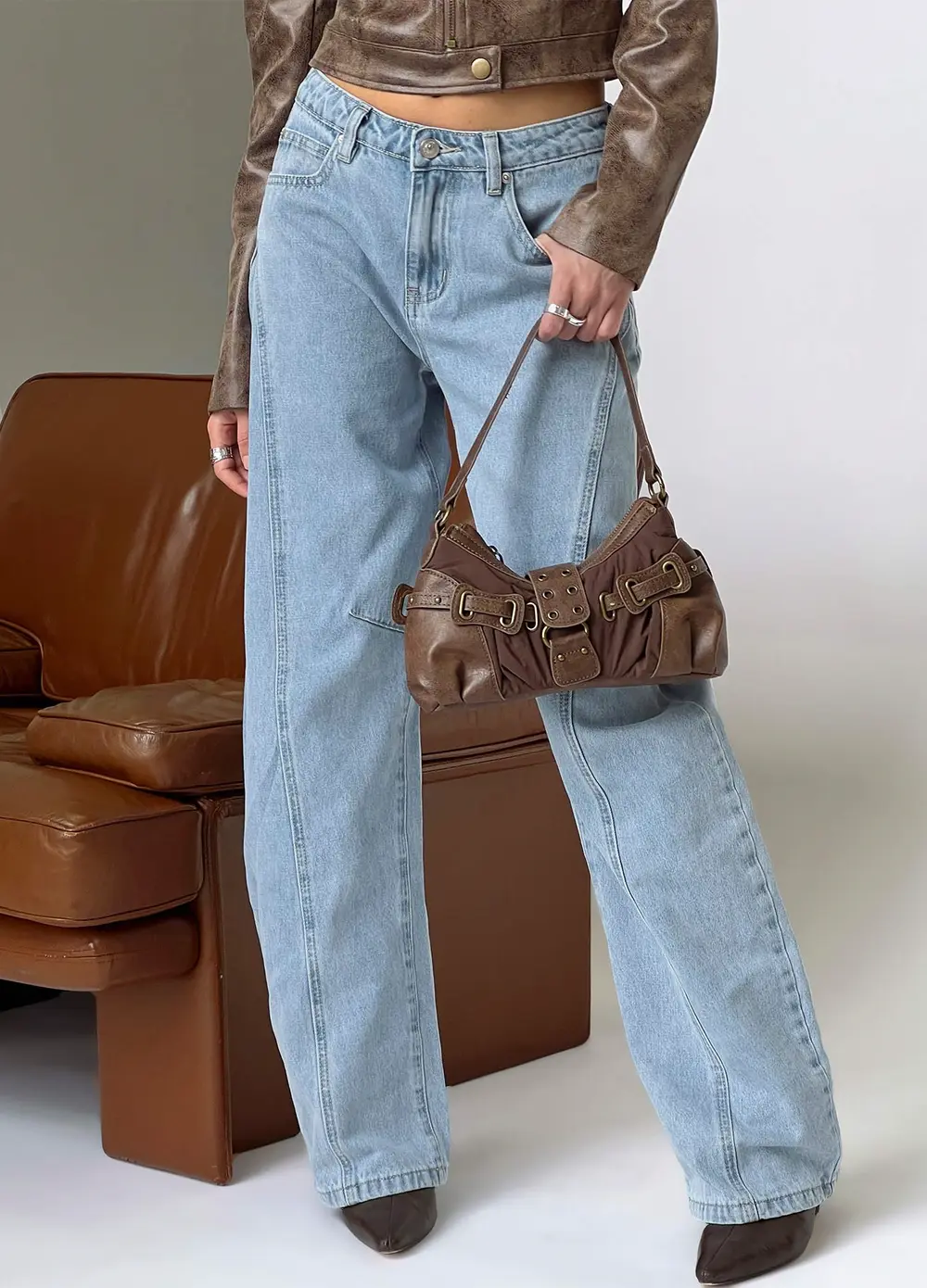 Lost Track Mid Rise Barrel Leg Jeans Ice Wash